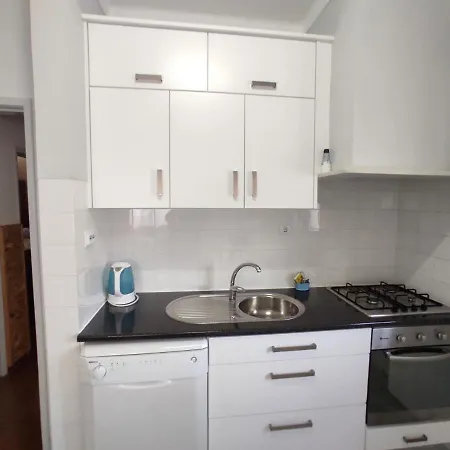 Casa Da Tia Maria بيت للعطل